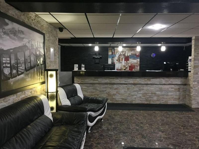 Super 8 By Wyndham Red Deer City Centre מראה חיצוני תמונה