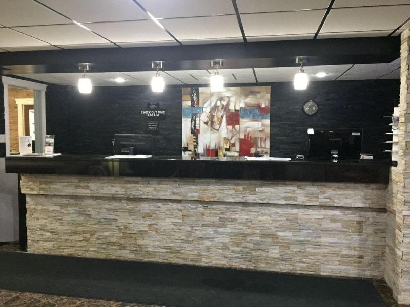 Super 8 By Wyndham Red Deer City Centre מראה חיצוני תמונה
